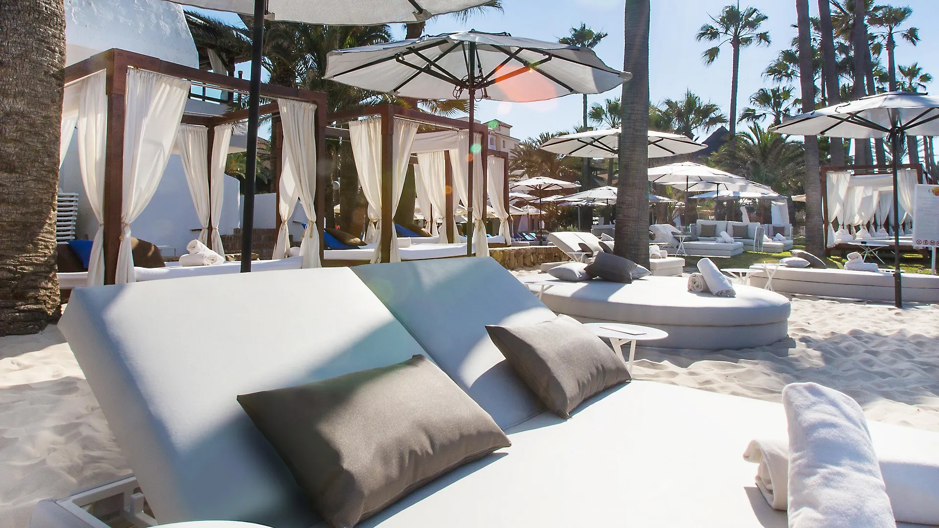 Deluxe Villas Don Carlos Resort Марбелья Испания
