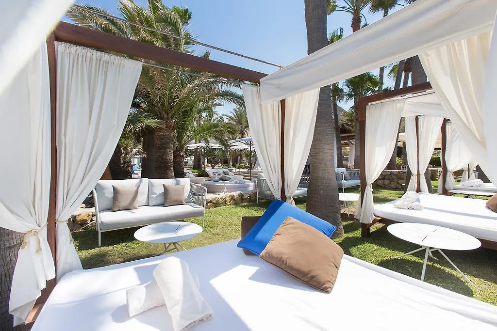 Deluxe Villas Don Carlos Resort Марбелья