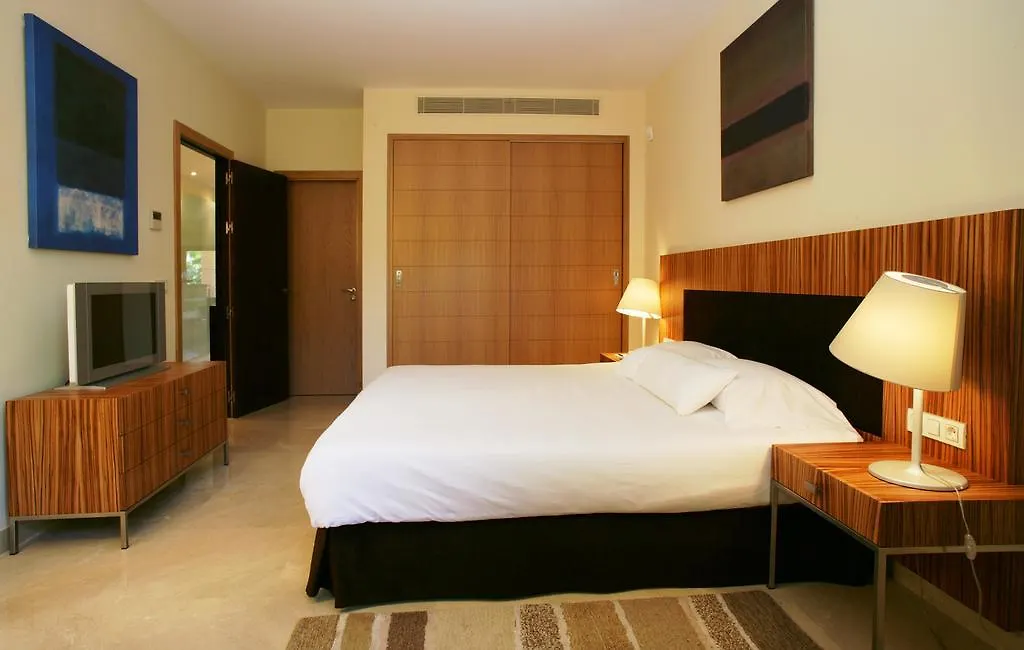 Deluxe Villas Don Carlos Resort Марбелья